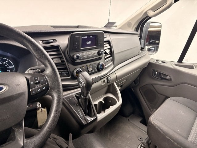 2022 Ford Transit-250 Base