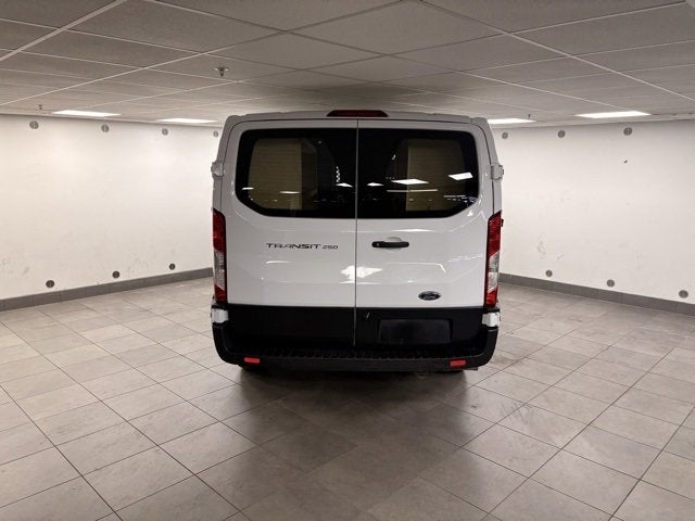 2022 Ford Transit-250 Base