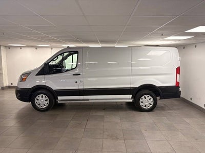 2022 Ford Transit-250 Base
