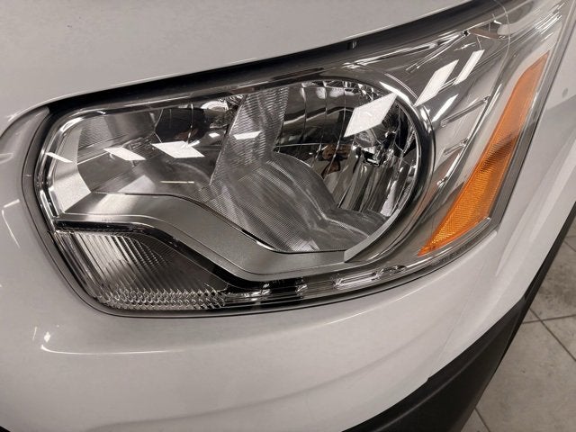 2022 Ford Transit-250 Base