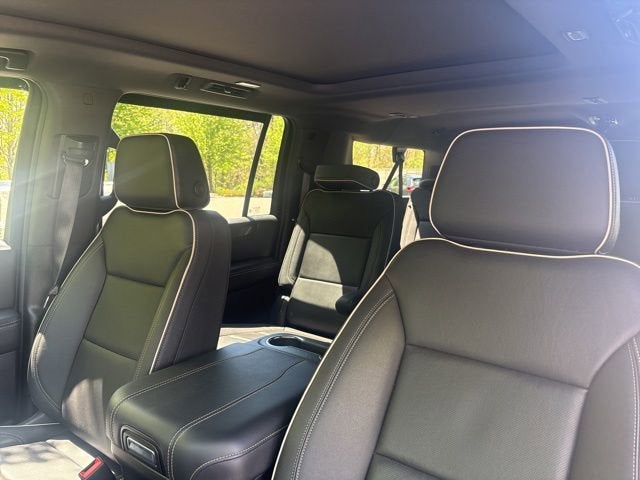 2025 GMC Yukon XL Elevation