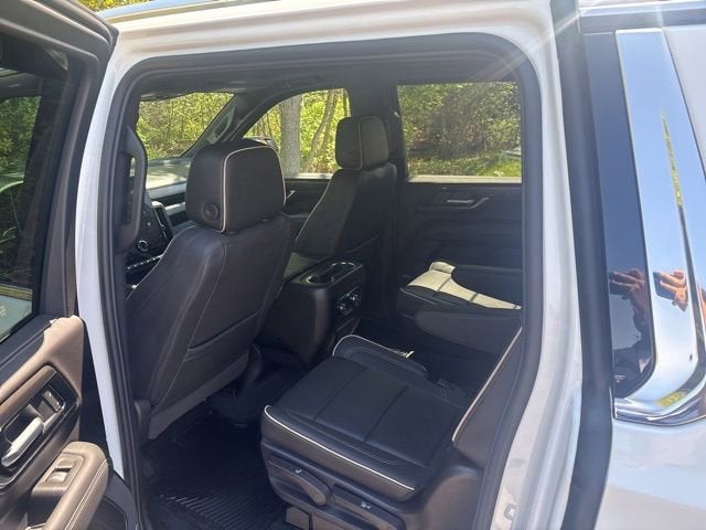 2025 GMC Yukon XL Elevation