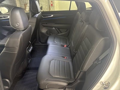 2025 Volkswagen Atlas Cross Sport 2.0T SEL R-Line Black