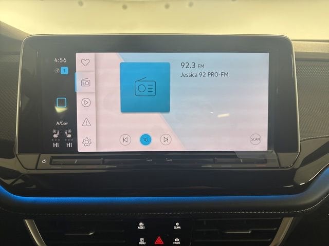 2025 Volkswagen Atlas Cross Sport 2.0T SEL R-Line Black