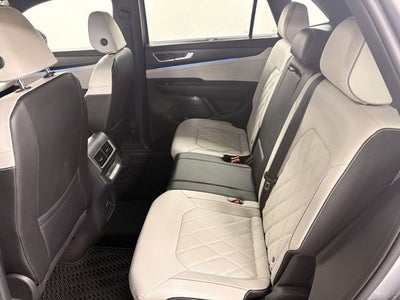 2024 Volkswagen Atlas Cross Sport 2.0T SEL Premium R-Line