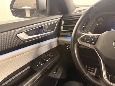 2024 Volkswagen Atlas Cross Sport 2.0T SEL Premium R-Line