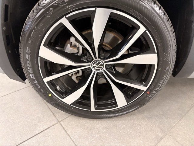 2024 Volkswagen Atlas Cross Sport 2.0T SEL Premium R-Line