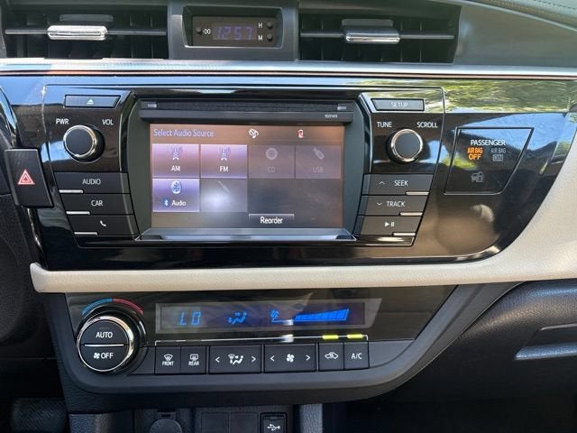 2015 Toyota Corolla LE