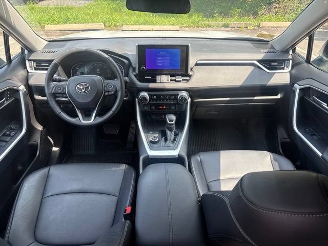 2023 Toyota RAV4 Hybrid XLE Premium