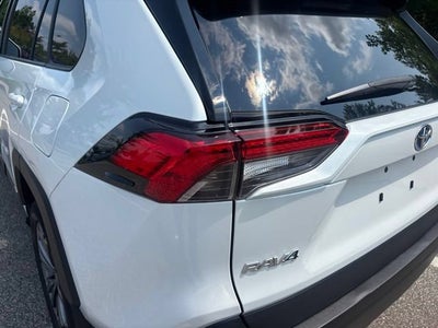 2023 Toyota RAV4 Hybrid XLE Premium