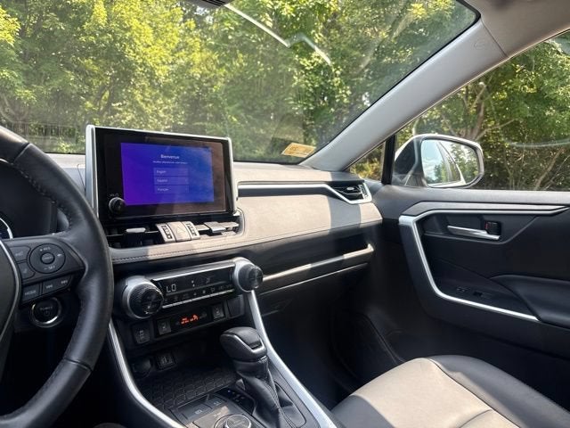 2023 Toyota RAV4 Hybrid XLE Premium