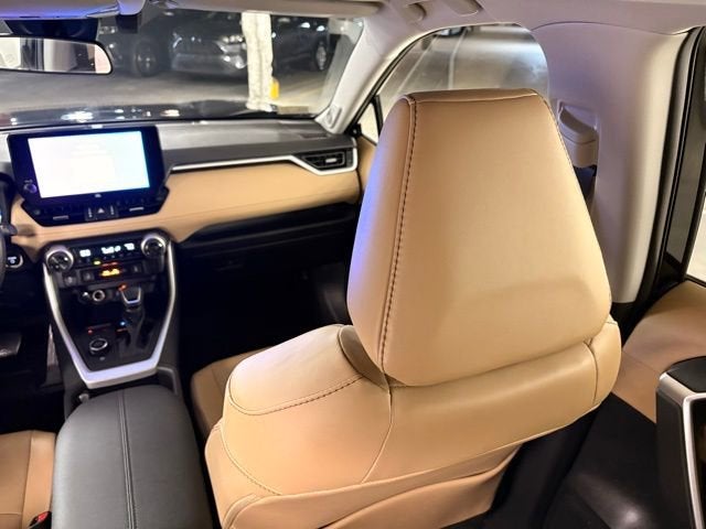 2023 Toyota RAV4 Hybrid XLE Premium