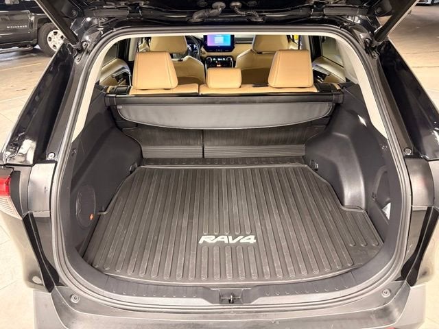 2023 Toyota RAV4 Hybrid XLE Premium