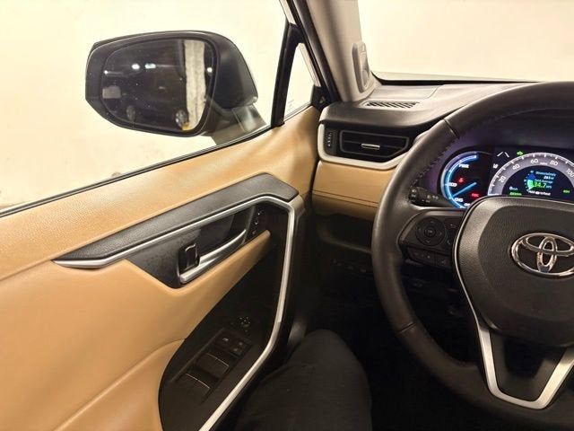 2023 Toyota RAV4 Hybrid XLE Premium