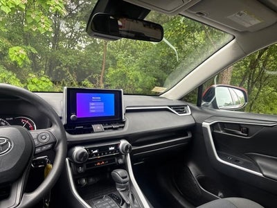 2023 Toyota RAV4 LE