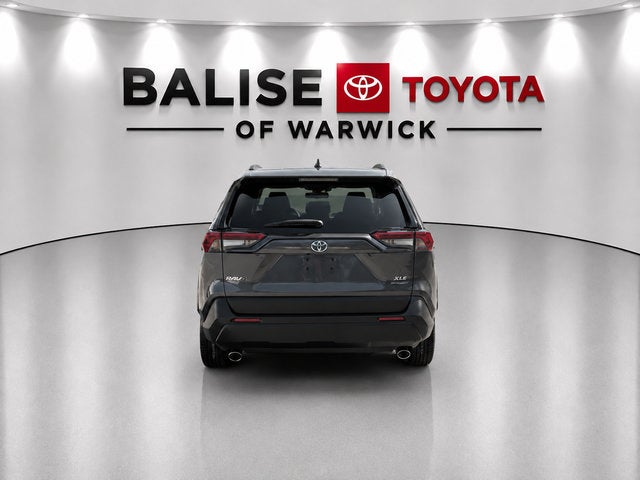 2020 Toyota RAV4 Hybrid XLE