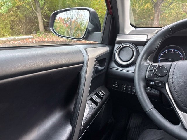 2018 Toyota RAV4 Adventure
