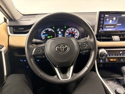 2020 Toyota RAV4 Hybrid XLE