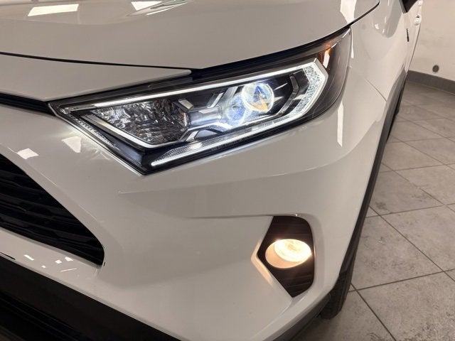 2020 Toyota RAV4 Hybrid XLE