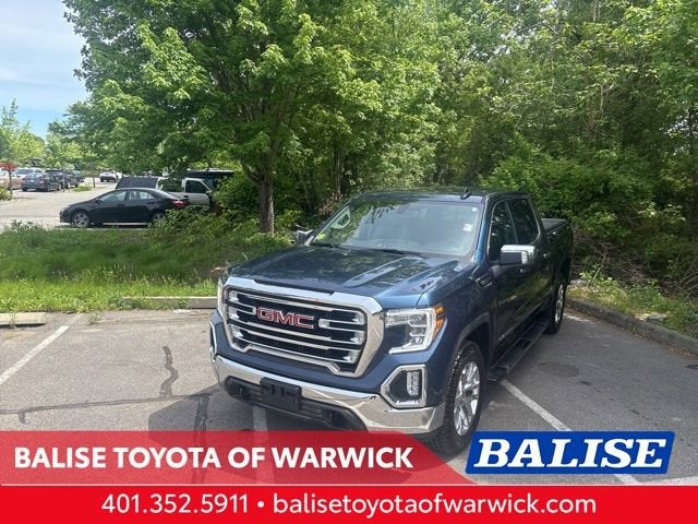2022 GMC Sierra 4WD Crew Cab Short Box SLT's photo