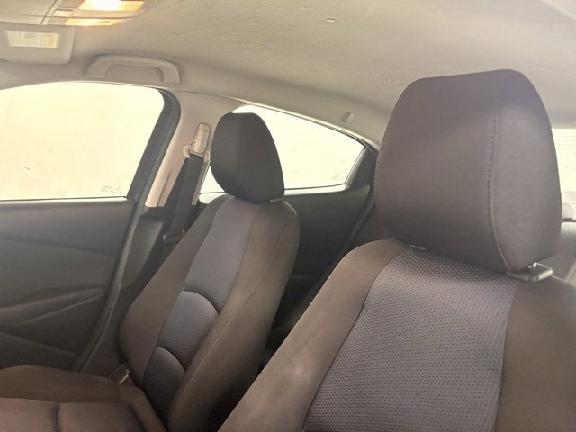 2019 Toyota Yaris LE