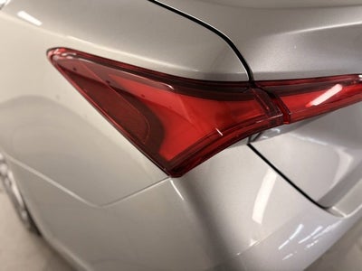 2020 Toyota Avalon Hybrid XLE Plus