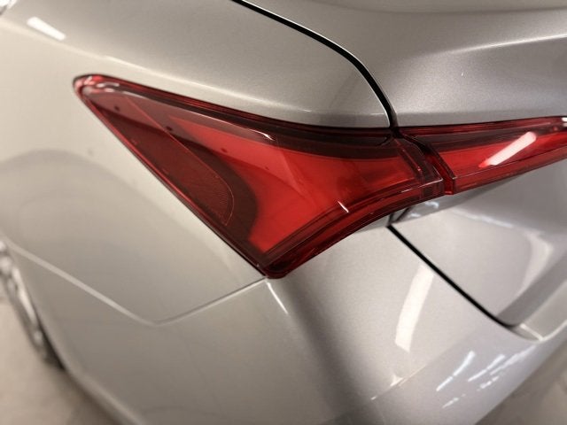 2020 Toyota Avalon Hybrid XLE Plus