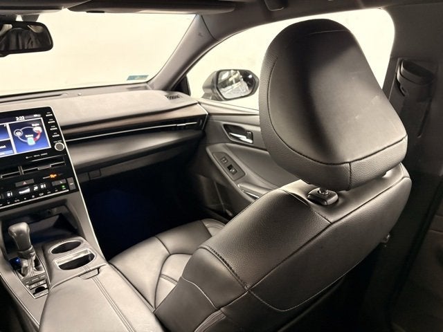 2020 Toyota Avalon Hybrid XLE Plus