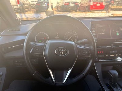 2019 Toyota Avalon Hybrid XSE