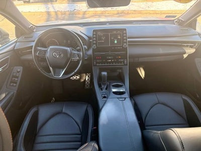 2019 Toyota Avalon Hybrid XSE
