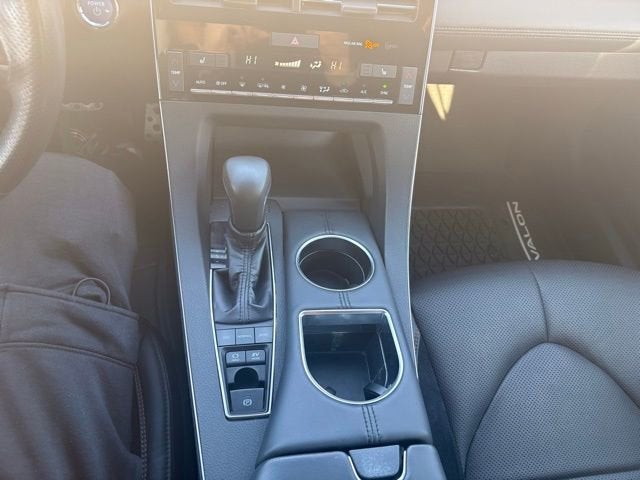 2019 Toyota Avalon Hybrid XSE