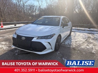 2019 Toyota Avalon Hybrid XSE