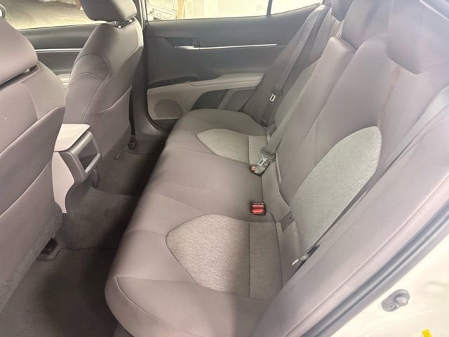 2018 Toyota Camry Hybrid LE