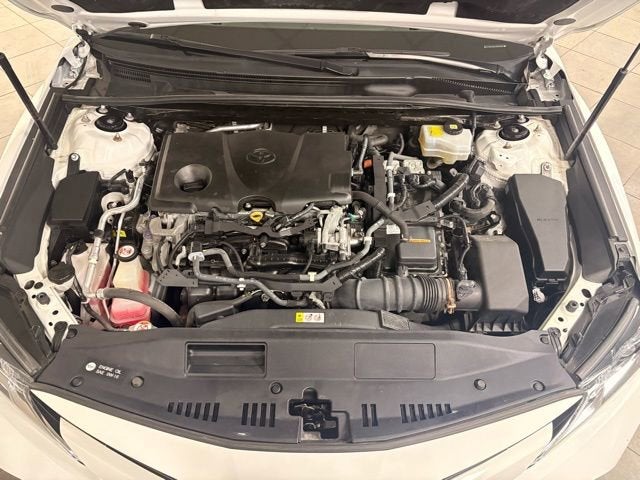 2018 Toyota Camry Hybrid LE