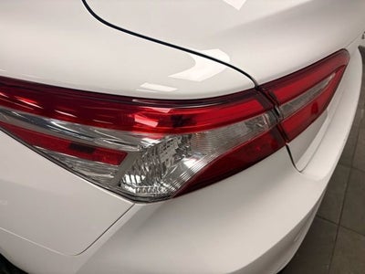 2018 Toyota Camry Hybrid LE