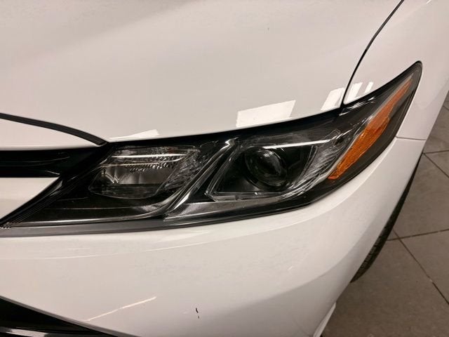 2018 Toyota Camry Hybrid LE