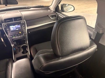 2015 Toyota Camry SE