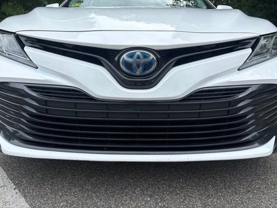 2020 Toyota Camry Hybrid LE