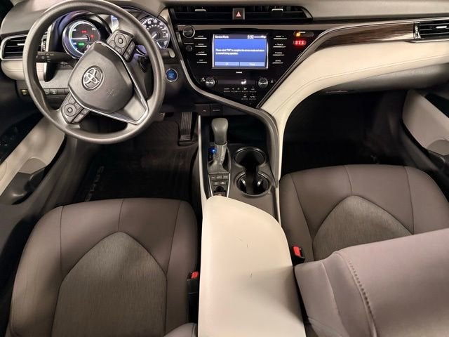 2020 Toyota Camry Hybrid LE