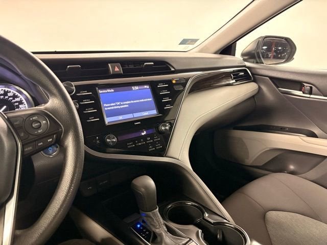 2020 Toyota Camry Hybrid LE