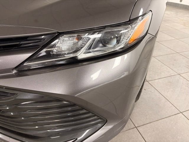 2020 Toyota Camry Hybrid LE