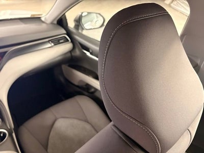 2021 Toyota Camry Hybrid LE