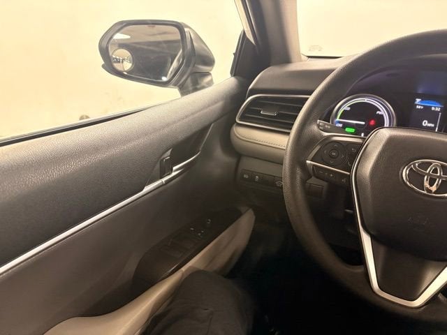 2021 Toyota Camry Hybrid LE