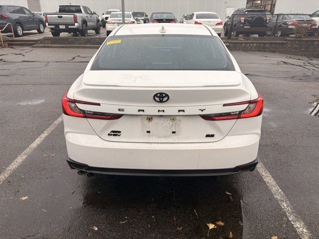 2025 Toyota Camry SE