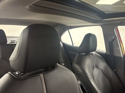 2022 Toyota Camry Hybrid XSE