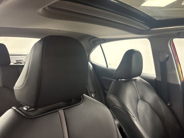 2022 Toyota Camry Hybrid XSE