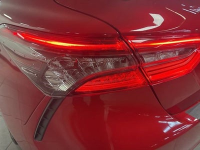 2022 Toyota Camry Hybrid XSE