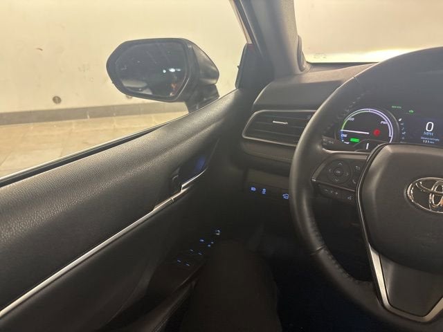 2022 Toyota Camry Hybrid XSE