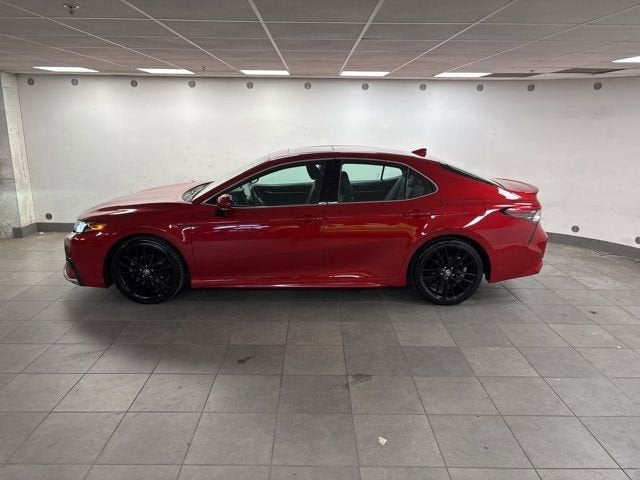 2022 Toyota Camry Hybrid XSE