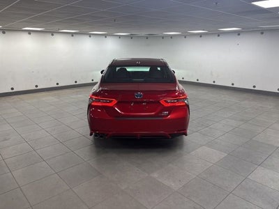 2022 Toyota Camry Hybrid XSE
